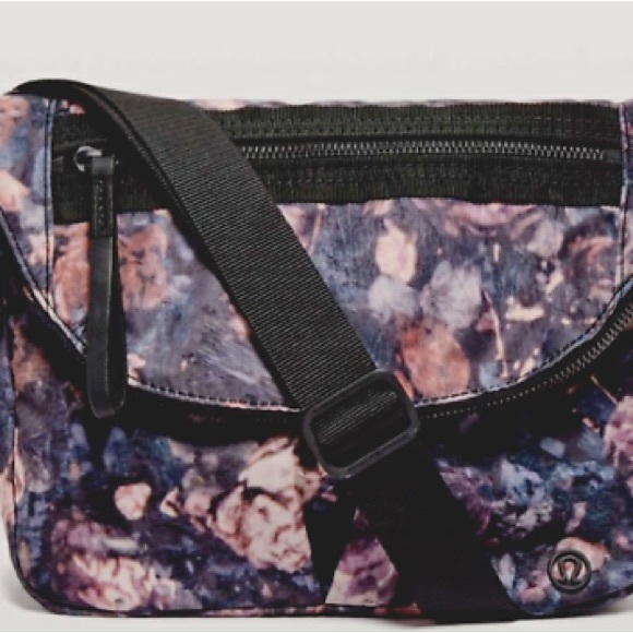 lululemon athletica Crossbody Bag in Black and Purple - Picture 1 of 4